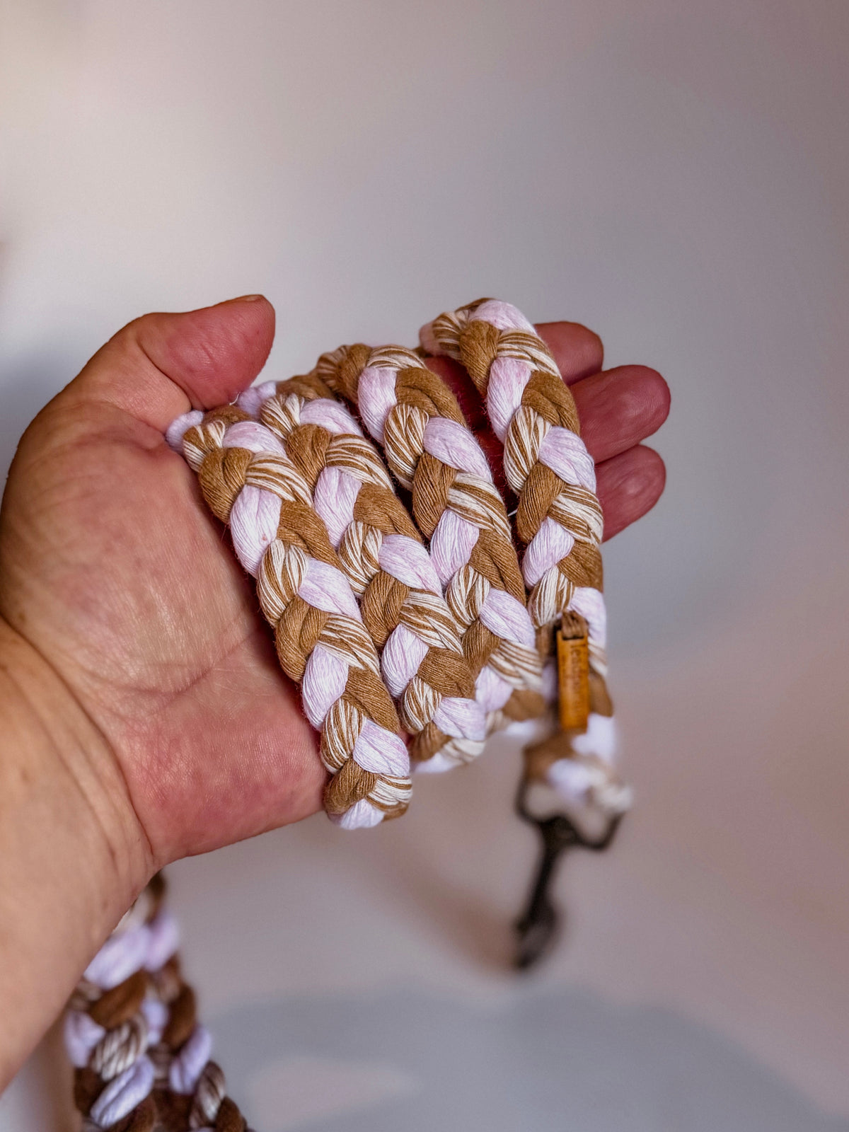 Plaited Macramé Leads