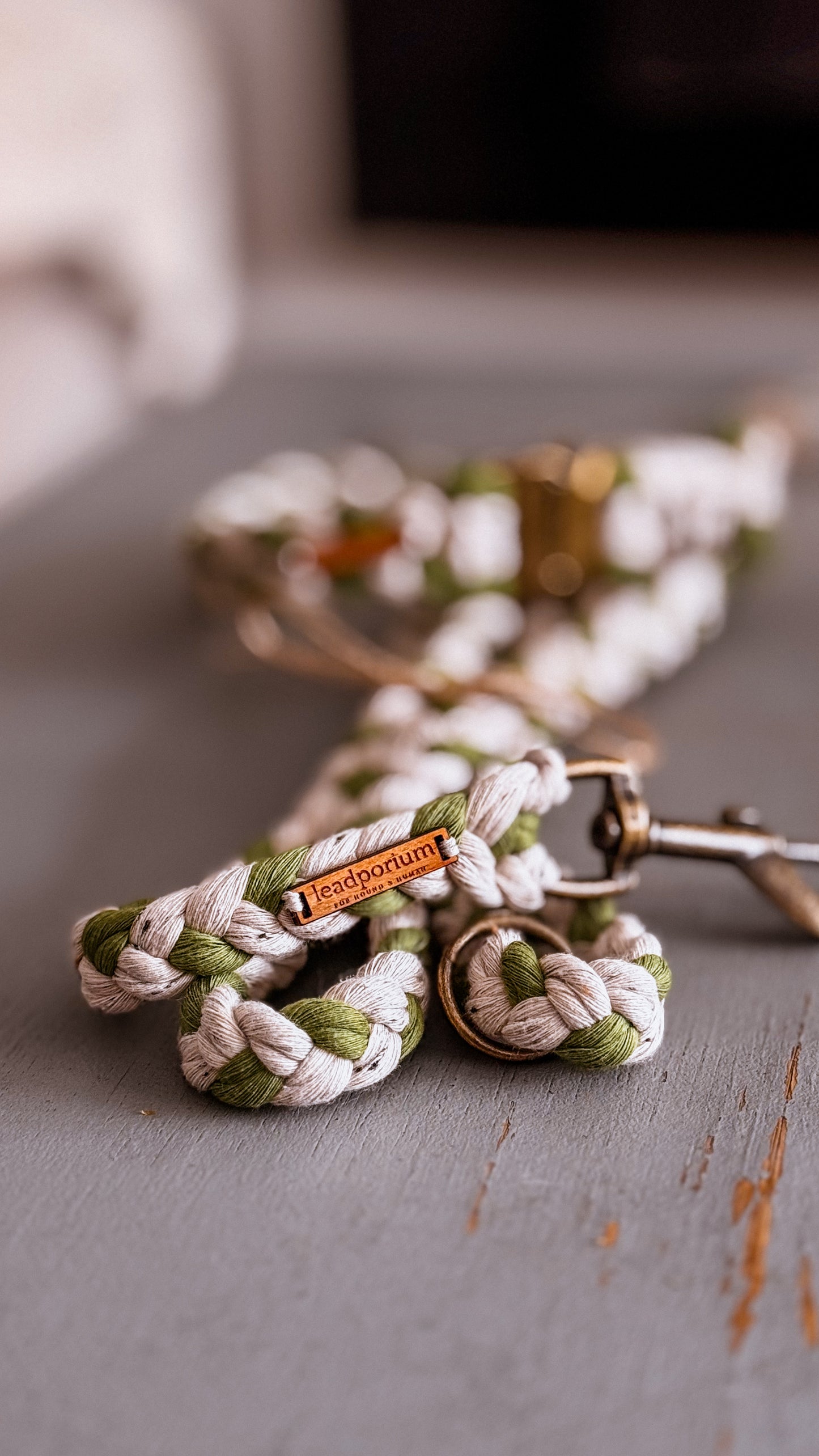 Plaited Macramé Leads