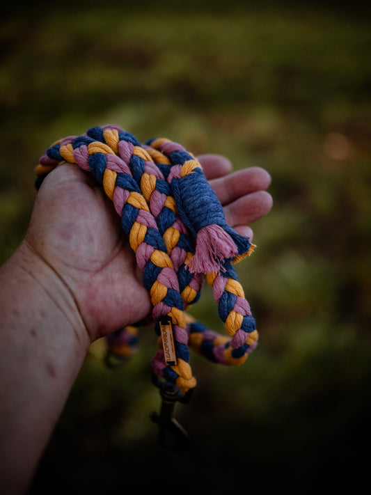Plaited Macramé Leads